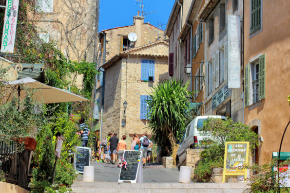 caffealvolo_cannes